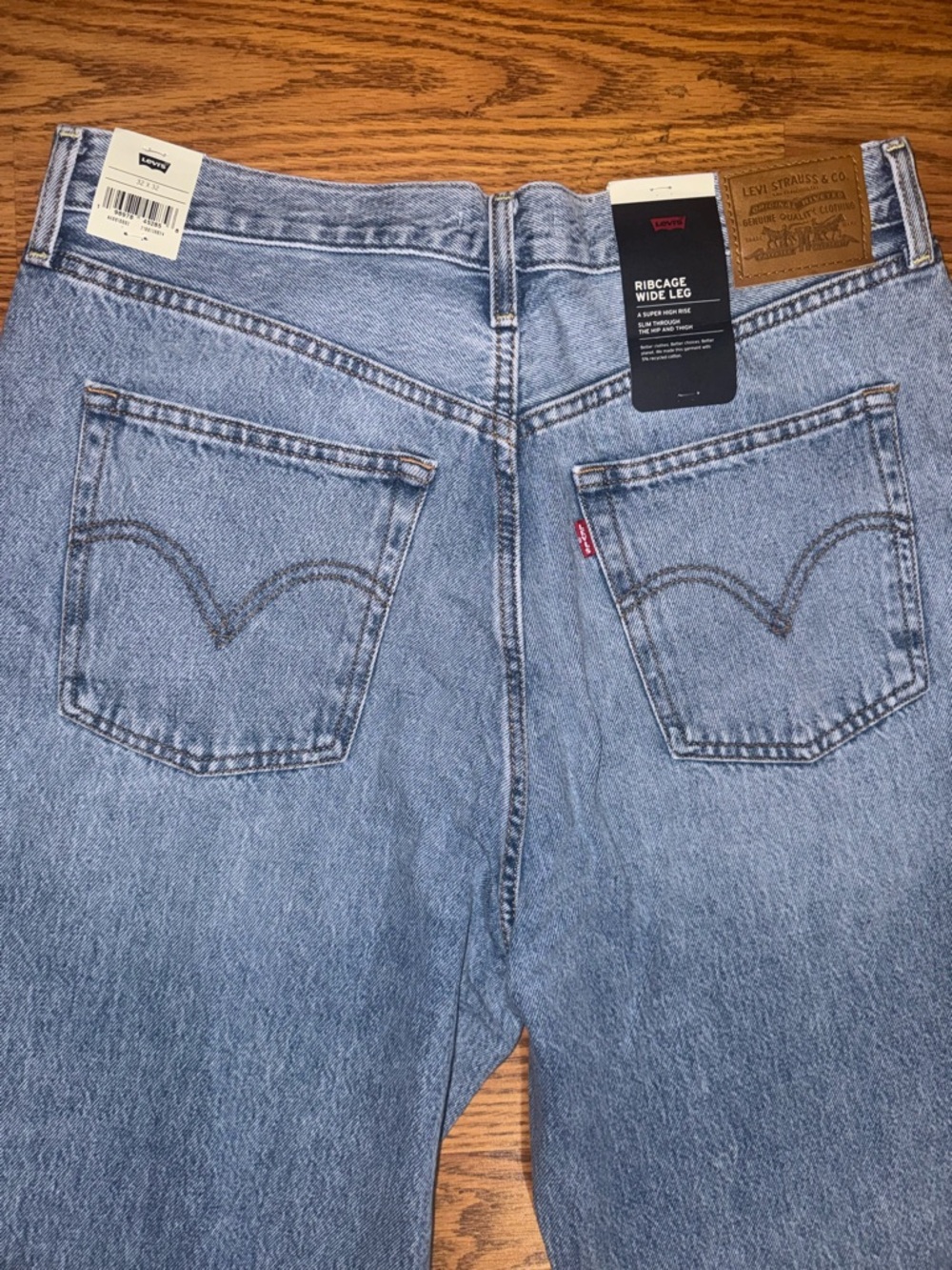 Levi's Ribcage High Waist Wide Leg Jeans NWT 32X32 - Picture 10 of 10